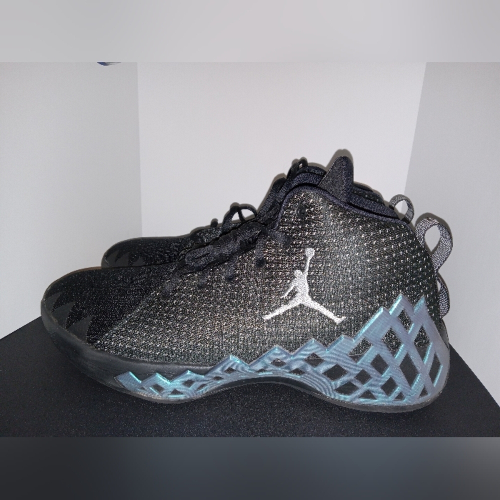 Men's Jordan sneakers